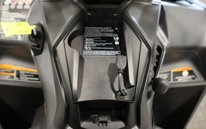 2026 Can-Am® Outlander MAX XT-P With Smart-Shox 1000R