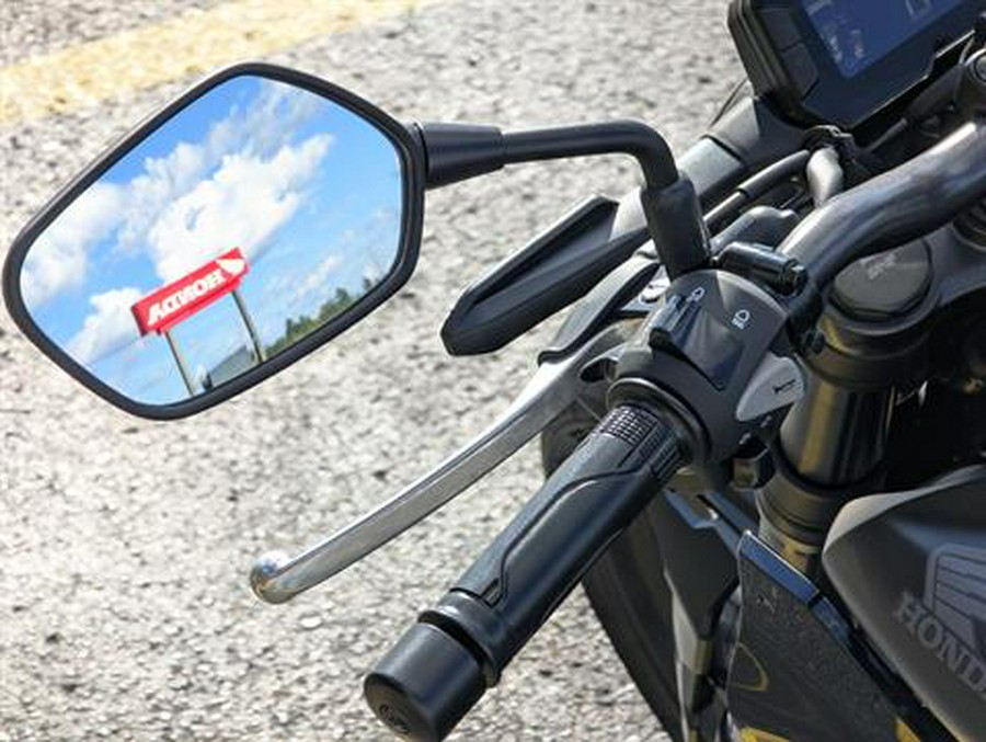 2025 Honda CB300R ABS