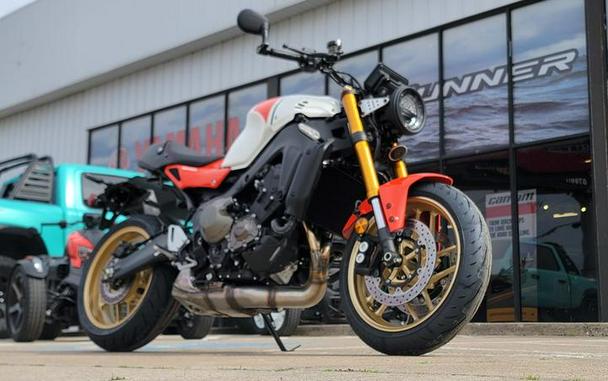 2026 Yamaha XSR900TW
