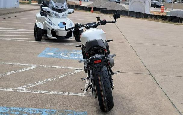 2026 Yamaha XSR900TW