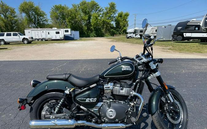 2024 Royal Enfield Super Meteor 650 - ASTRAL GREEN