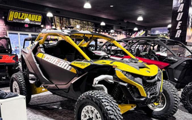 2024 Can-Am Maverick R X RS With Smart-Shox Carbon Black & Neo