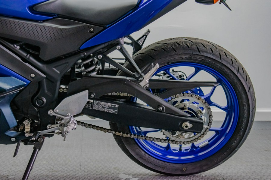 2023 Yamaha YZF-R3 ABS