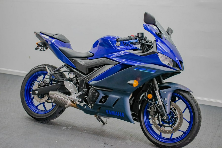 2023 Yamaha YZF-R3 ABS