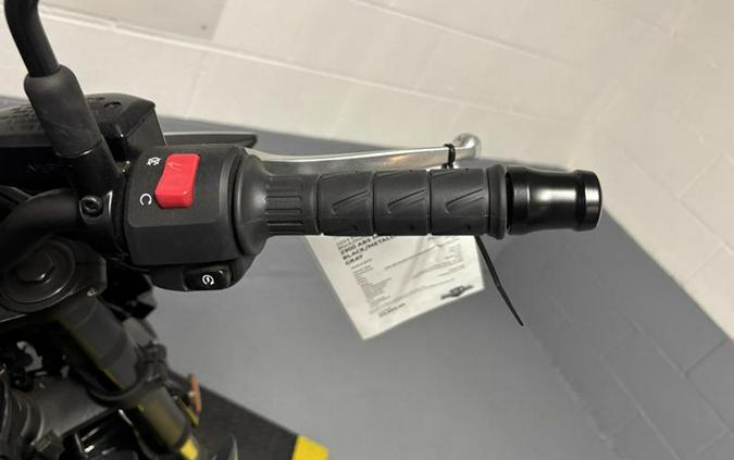 2024 Kawasaki Z900 ABS Metallic Spark Black/Metallic Matte Dark Gray