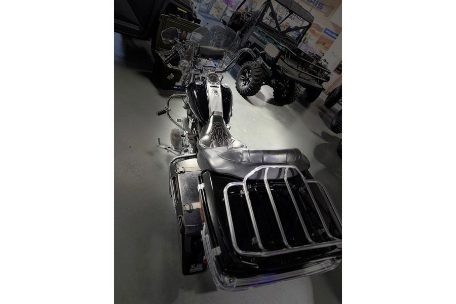 2013 ROAD KING CLASSIC - Harley-Davidson®