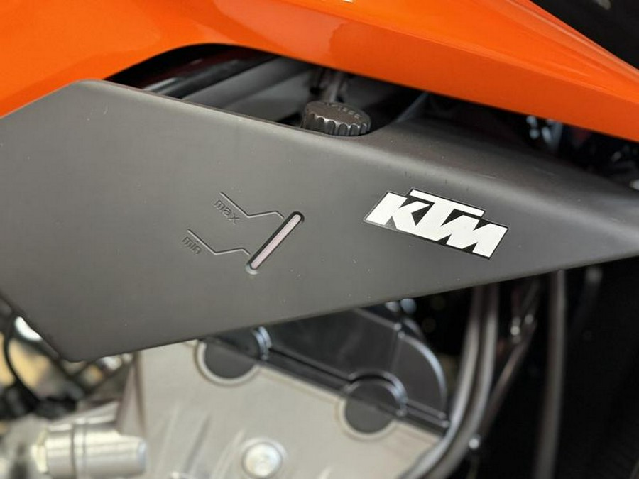 2024 KTM 790 Duke