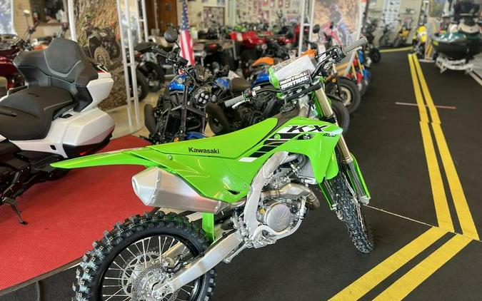 2024 Kawasaki KX450 First Look [9 Fast Facts, Specs, Photos]