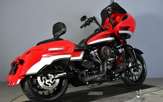 2018 Harley-Davidson Road Glide Special