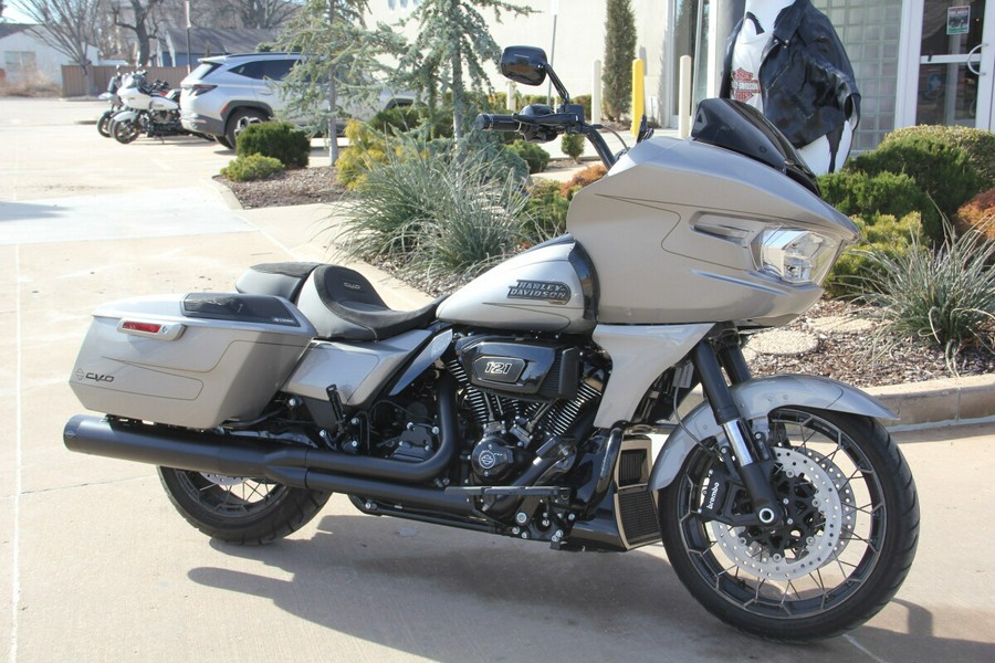 2023 Harley-Davidson CVO Road Glide