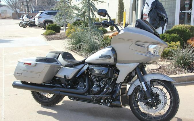 2023 Harley-Davidson CVO Road Glide