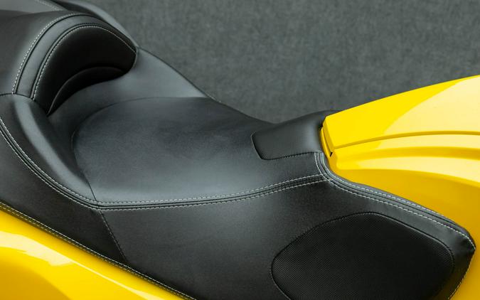 2013 CAN-AM SPYDER RT SE5 TRIKE W/ABS