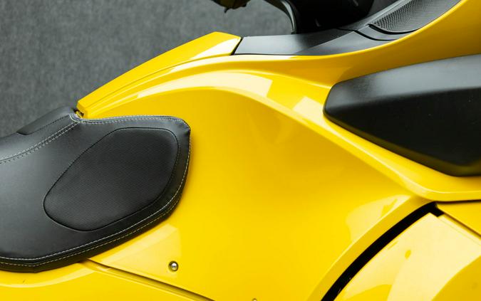 2013 CAN-AM SPYDER RT SE5 TRIKE W/ABS