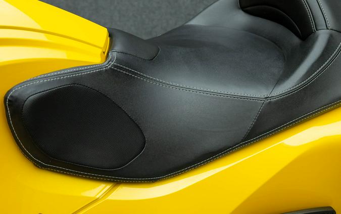 2013 CAN-AM SPYDER RT SE5 TRIKE W/ABS