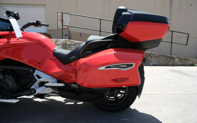 New 2024 CAN-AM SPYDER F3 LIMITED PLASMA RED