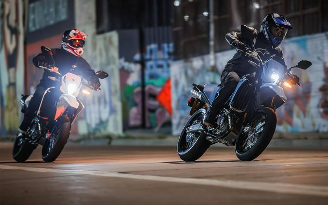 2025 Suzuki Motor of America Inc. DR-Z4SM