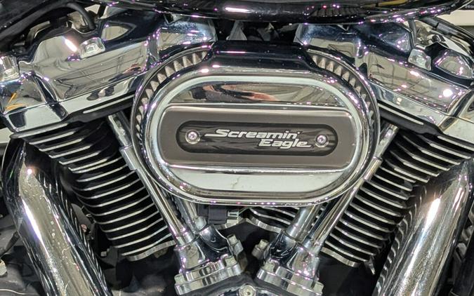 2019 Harley-Davidson® Street Glide® Vivid Black