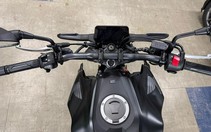 2025 Honda CB300R ABS