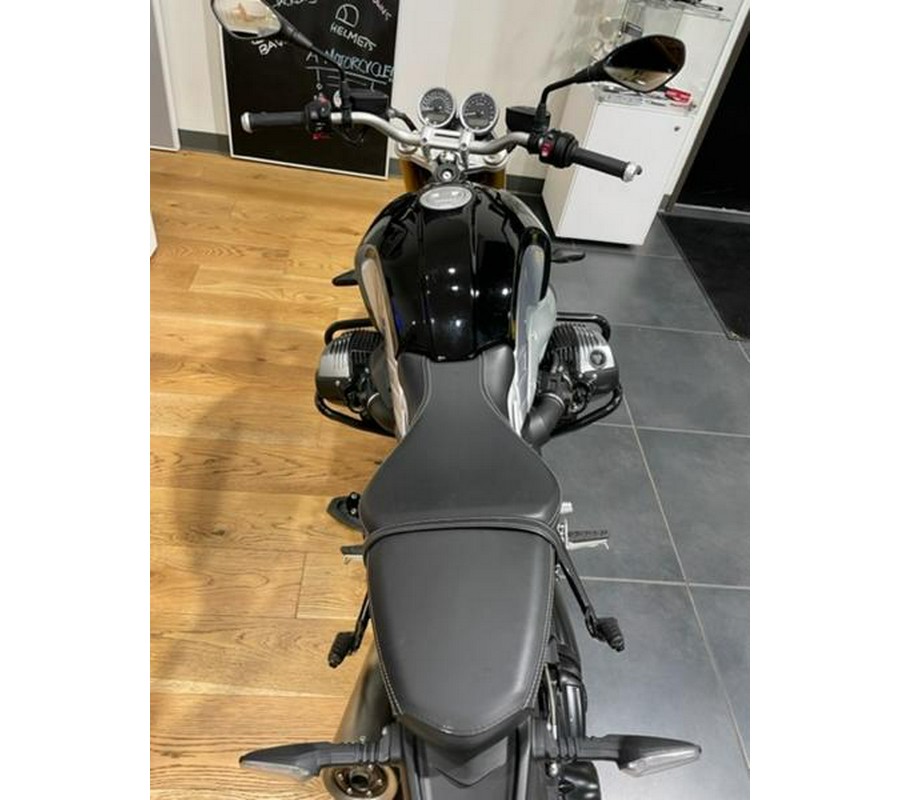 2021 BMW R nineT Black Storm Metallic