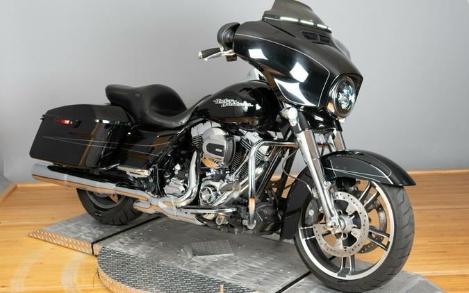 2014 Harley-Davidson Street Glide Special