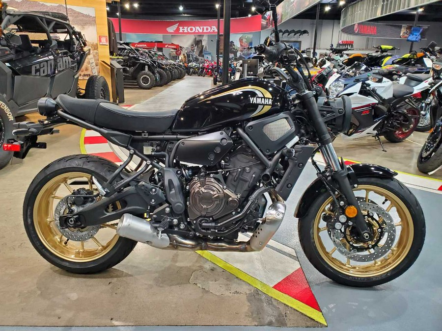 2024 YAMAHA XSR700