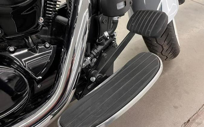 2021 Kawasaki Vulcan® 900 Classic