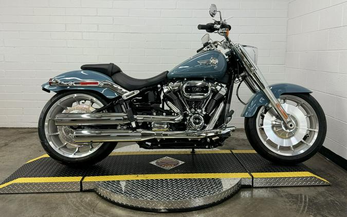 2024 Harley-Davidson Fat Boy 114 SHARKSKIN BLUE