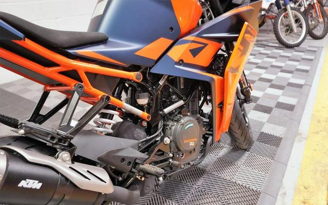 2023 KTM RC 390