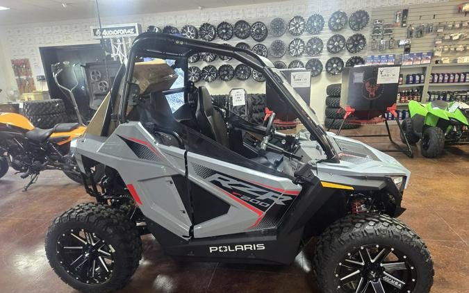 2024 Polaris RZR 200 EFI