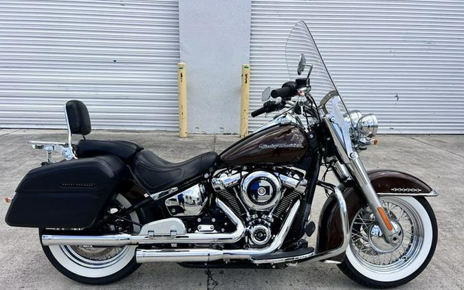 2019 Harley-Davidson Softail FLDE - Deluxe