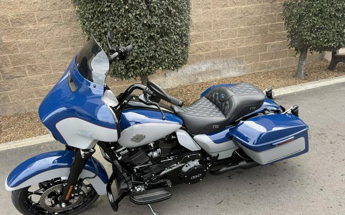 FLHXS 2023 Street Glide® Special