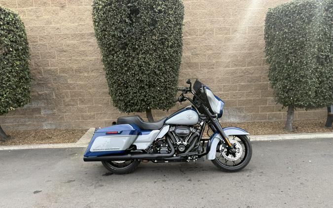 FLHXS 2023 Street Glide® Special