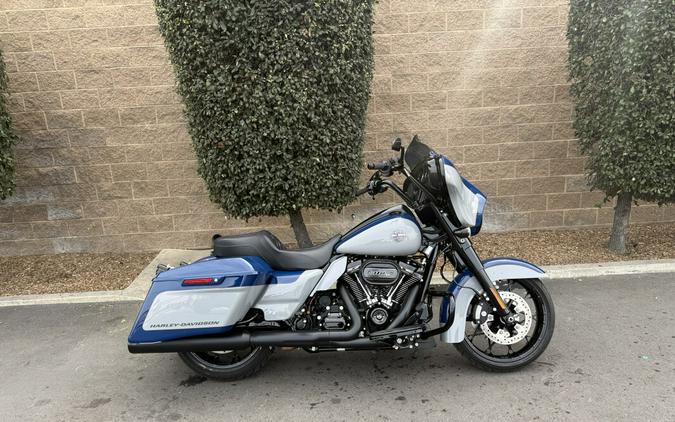 FLHXS 2023 Street Glide® Special