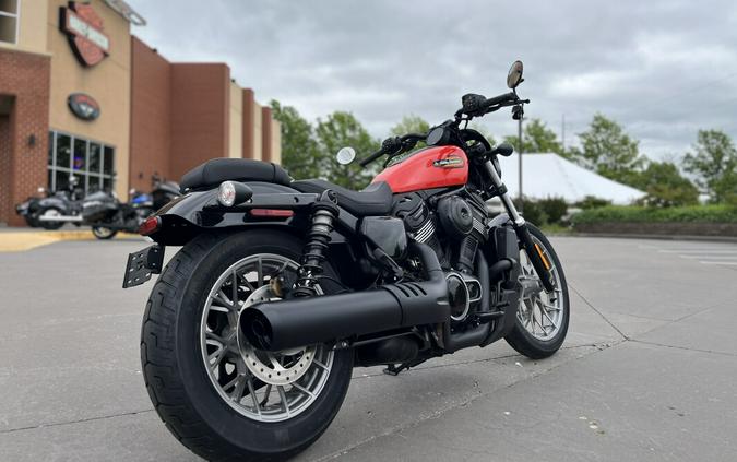 2026 Harley-Davidson® RH975S Nightster® Special Blood Orange