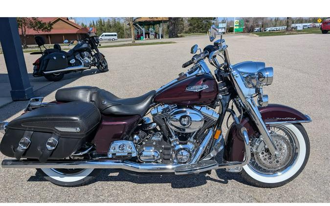 2007 FLHRC Road King Classic - Harley-Davidson®