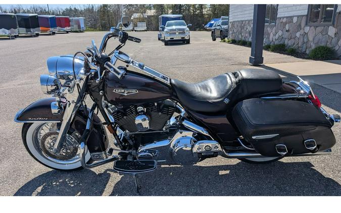 2007 FLHRC Road King Classic - Harley-Davidson®