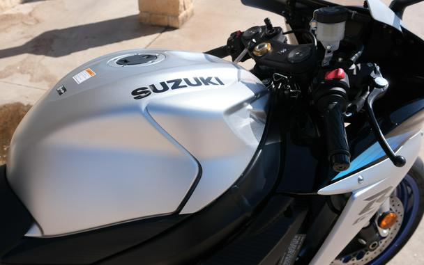 2026 SUZUKI GSX-R600