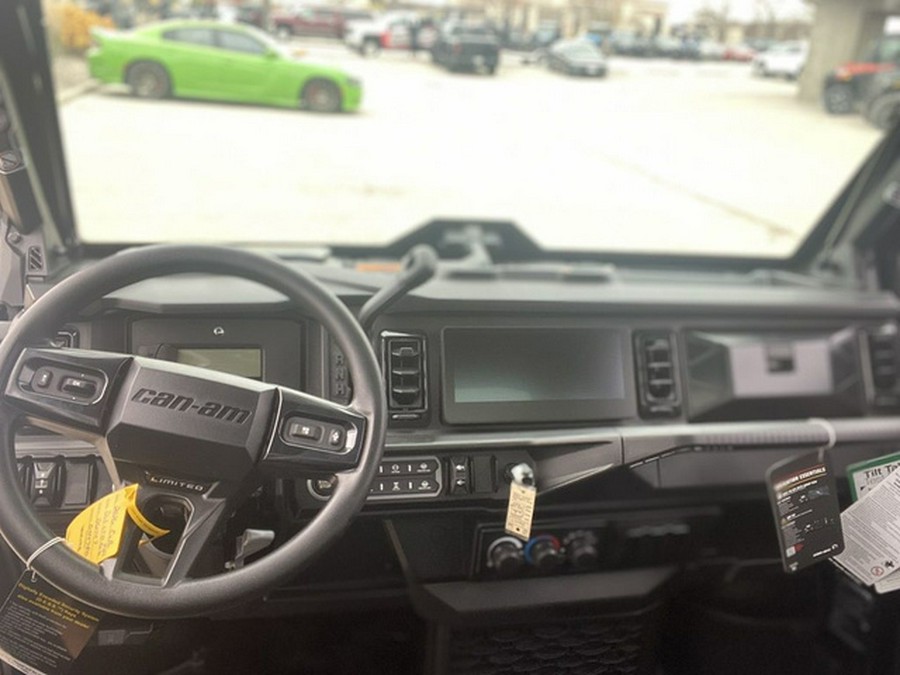 2026 Can-Am Defender Limited HD11