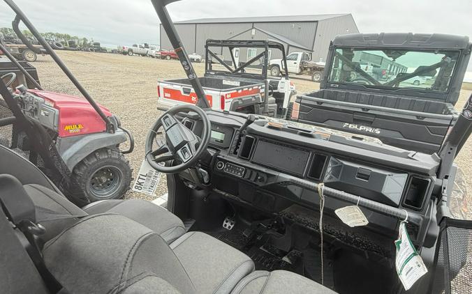 2026 Can-Am Defender MAX XT HD11