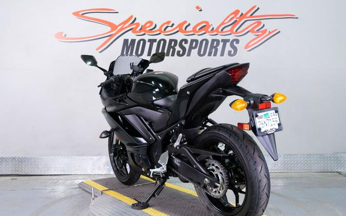 2023 Yamaha YZF-R3 ABS