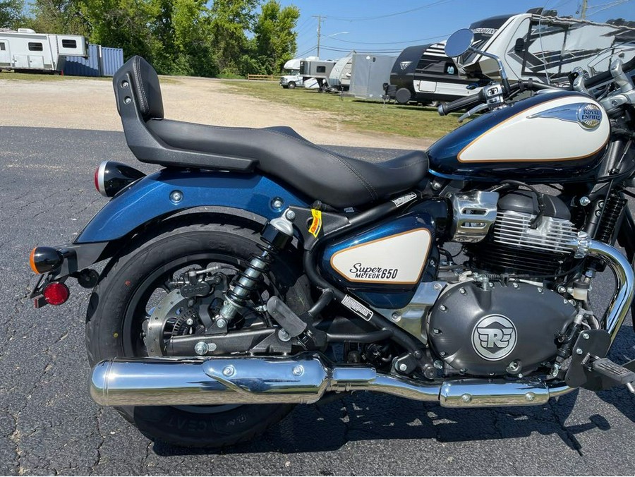 2024 SUPER METEOR 650 - CELESTIAL BLUE - Royal Enfield