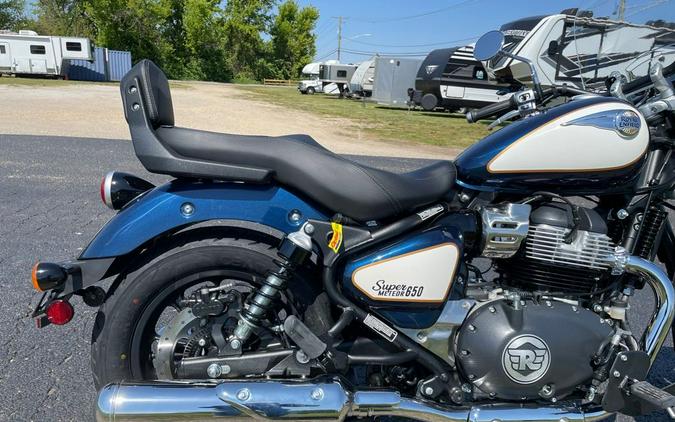 2024 SUPER METEOR 650 - CELESTIAL BLUE - Royal Enfield