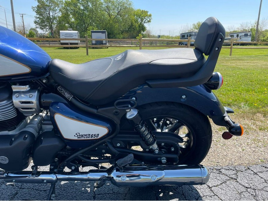 2024 SUPER METEOR 650 - CELESTIAL BLUE - Royal Enfield