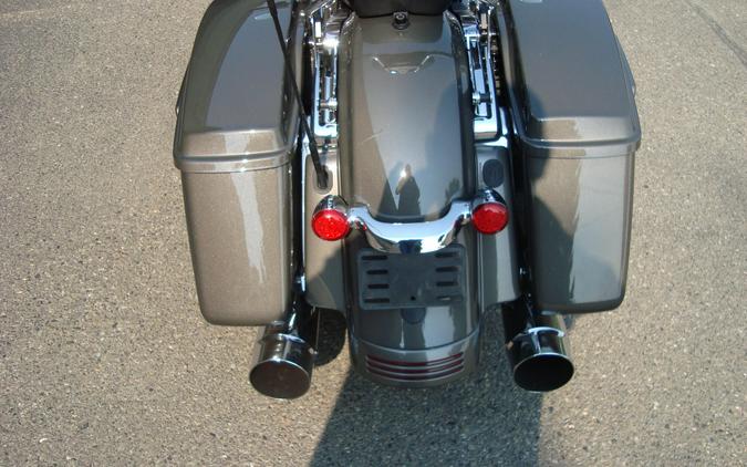 2019 Harley-Davidson® Road Glide® Industrial Gray