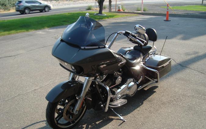 2019 Harley-Davidson® Road Glide® Industrial Gray