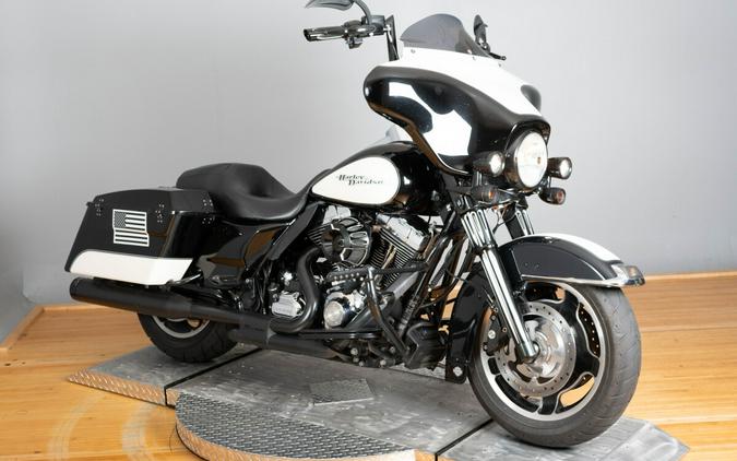 2012 Harley-Davidson FLHTP / Electra Glide Standard Police