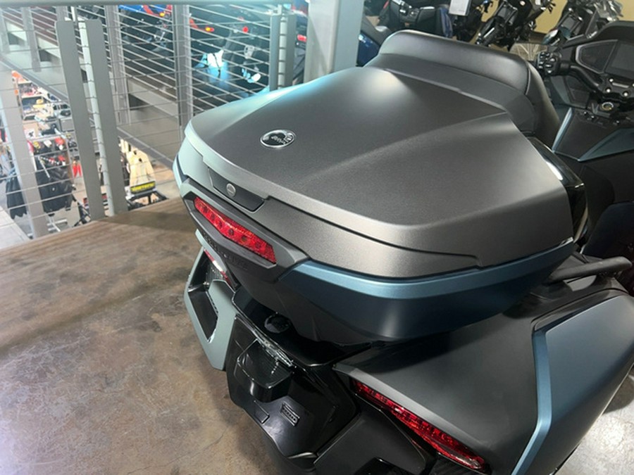 2026 Can-AM SPYDER RT LTD 1330 SE6 BE DRK 26 Base