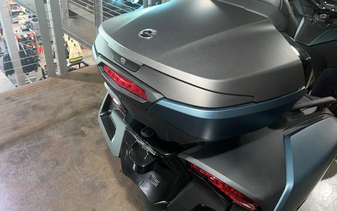 2026 Can-AM SPYDER RT LTD 1330 SE6 BE DRK 26 Base