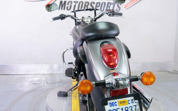 2018 Kawasaki Vulcan 900 Classic