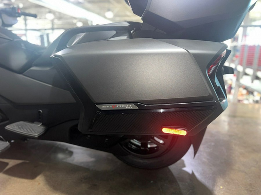 2026 Can-AM SPYDER RT LTD 1330 SE6 BK DRK 26 Base